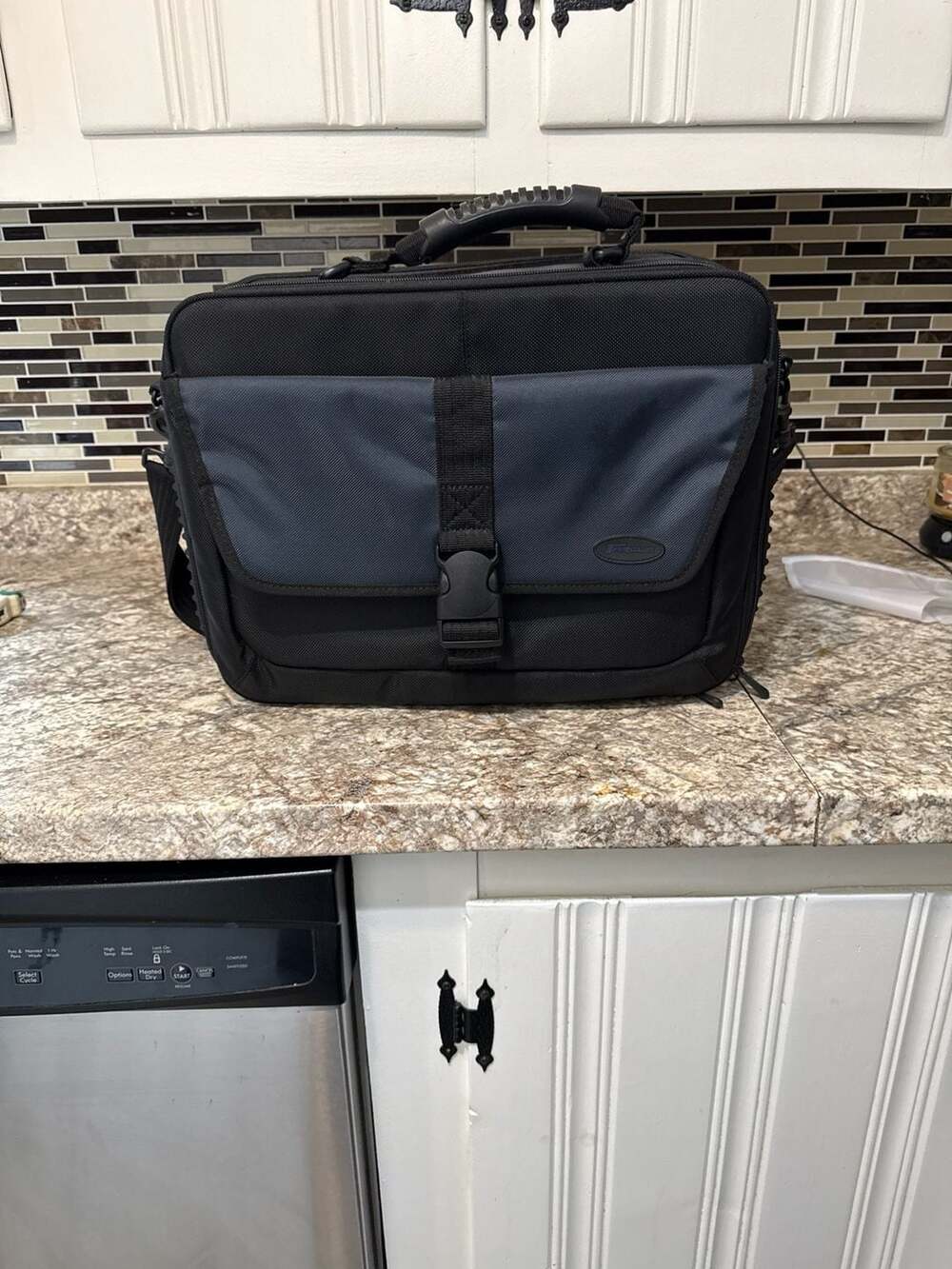 Targus Black and Navy Blue Laptop Briefcase Messenger Bag